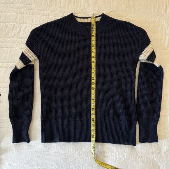Faherty wisp waffle sweater in navy - Picture 10 of 13